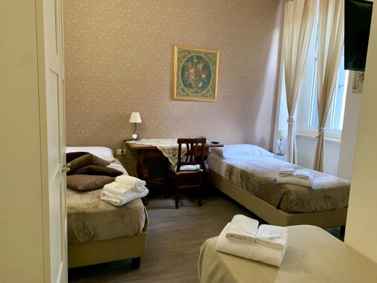 Guest House Casa Vicenza Rzym Pokój zdjęcie
